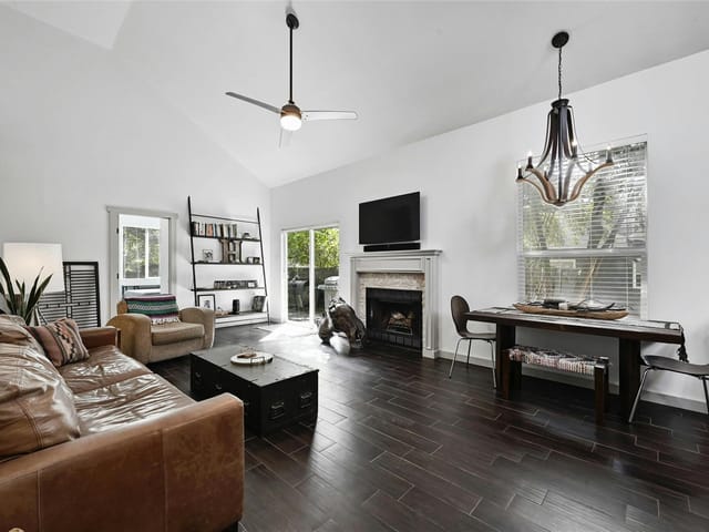 2926 Jubilee Trl