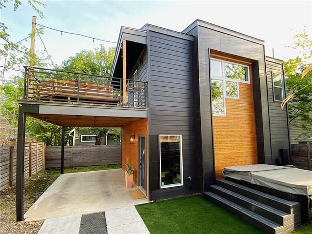2927 E 14th St Unit #2