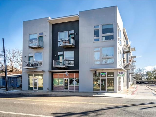 2931 E 12th St Unit #202