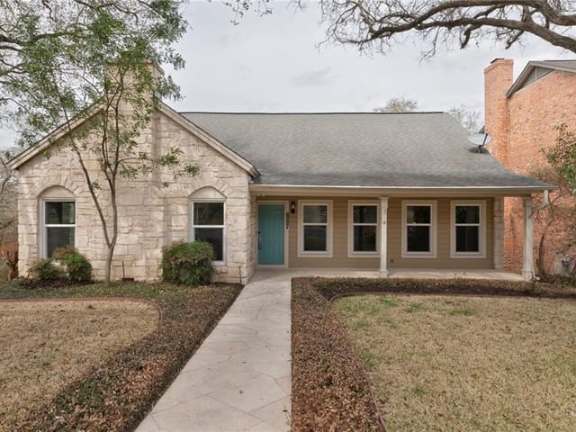 2932 Thousand Oaks Dr