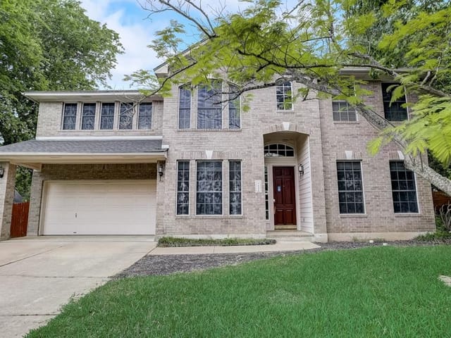 2938 Sussex Gardens Ln