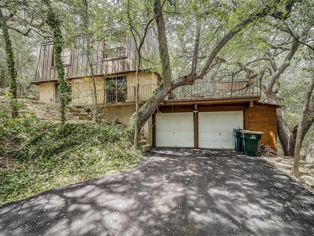 2938 Westlake CV