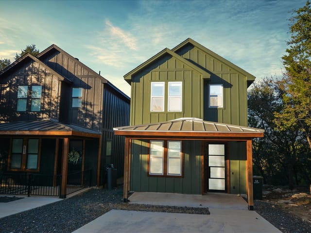 294  SHADY BLUFF Dr