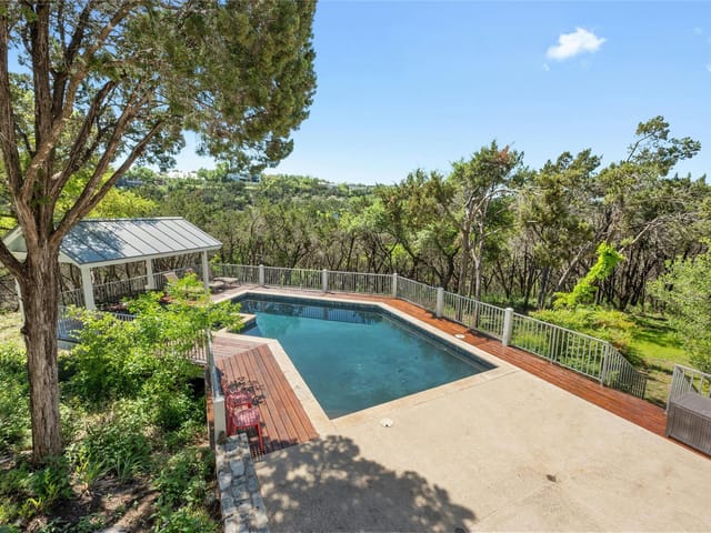 3 Humboldt Ln