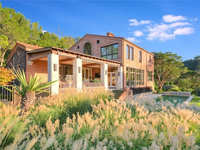 3 Wren Valley Cv