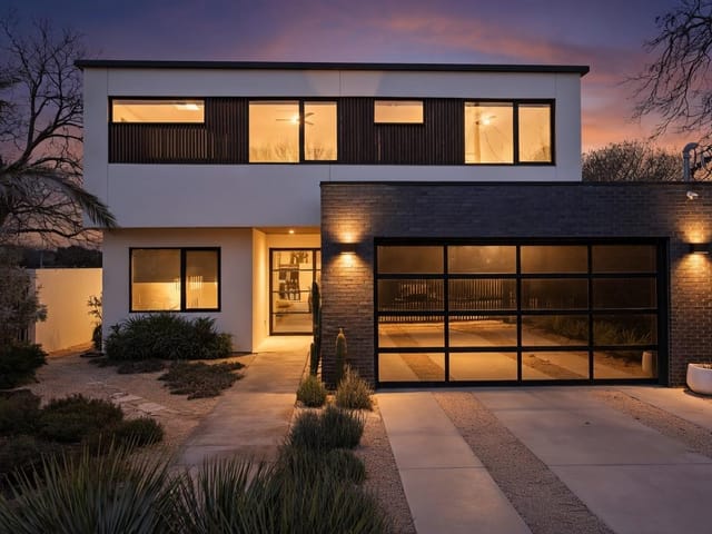 30 Chalmers Ave