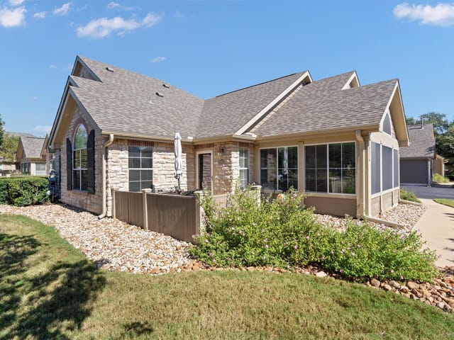 30 Wildwood DR Unit #32
