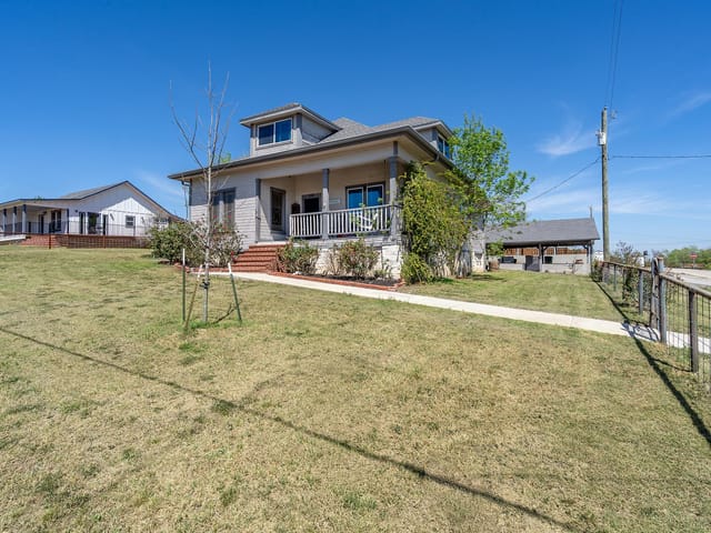 300-A Herrin St