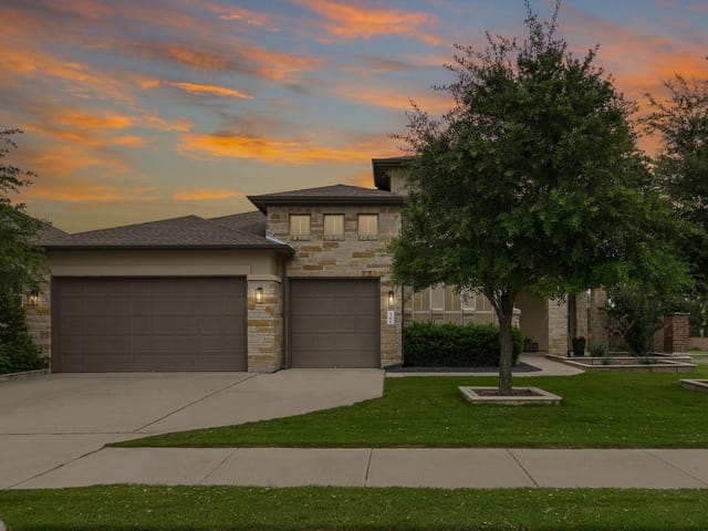 300 Blue Agave Ln