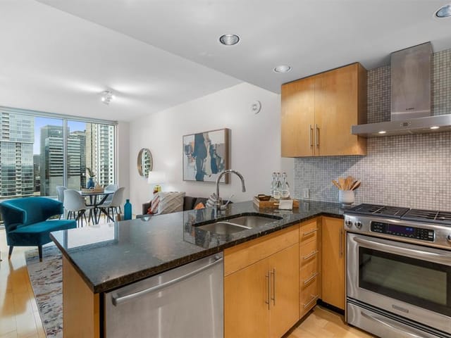 300 Bowie ST Unit #1902
