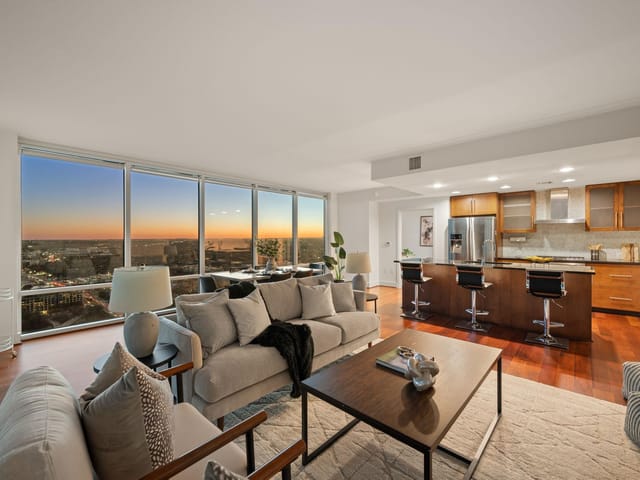 300 Bowie ST Unit #3602
