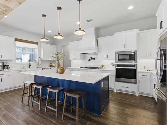 300 County Road 220