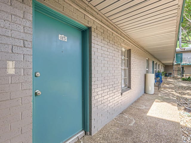 300 Crockett St Unit #115