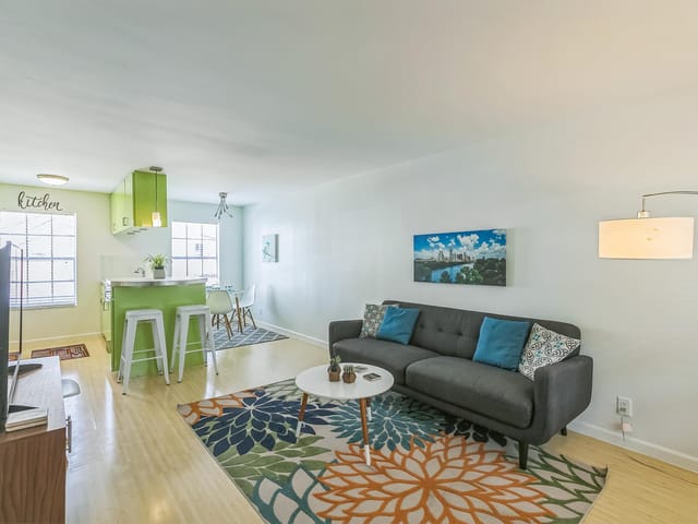 300 Crockett ST Unit #210