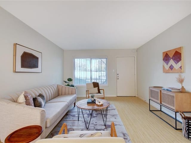 300 Crockett St Unit #316