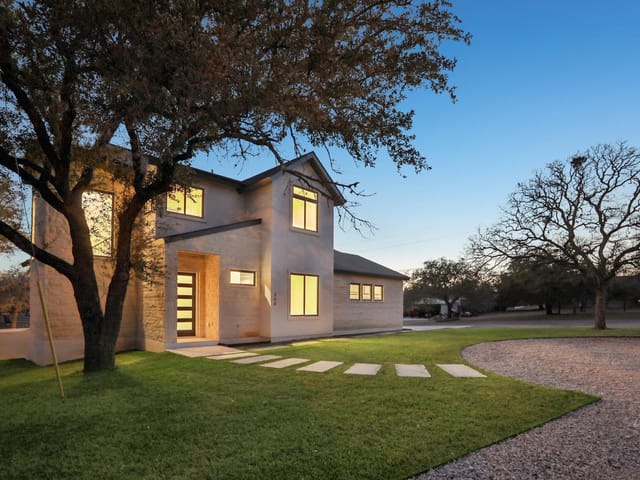300 Deer Dr