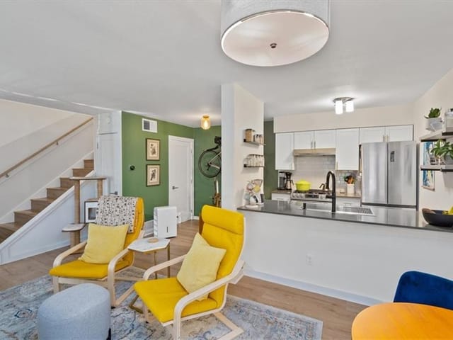 300 E Croslin St Unit #111