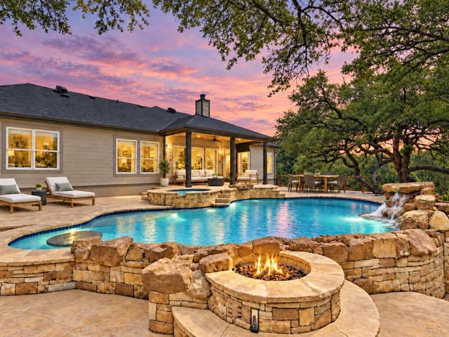 300 High Plains DR