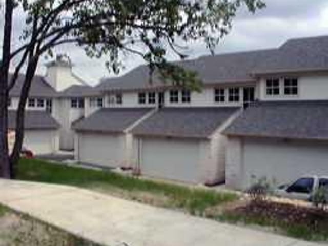 300 LEGRANDE Ave Unit #2