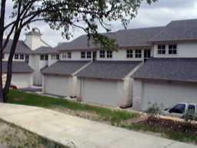 300 LEGRANDE Ave Unit #4