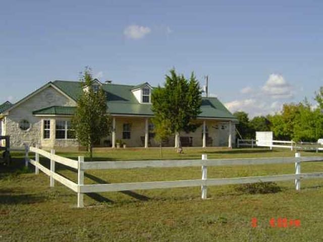 300 Rocky Creek RD
