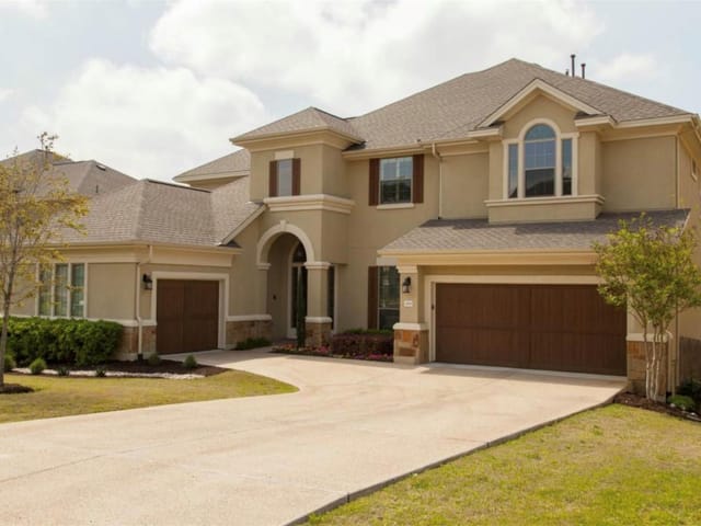 300 Summer Alcove WAY