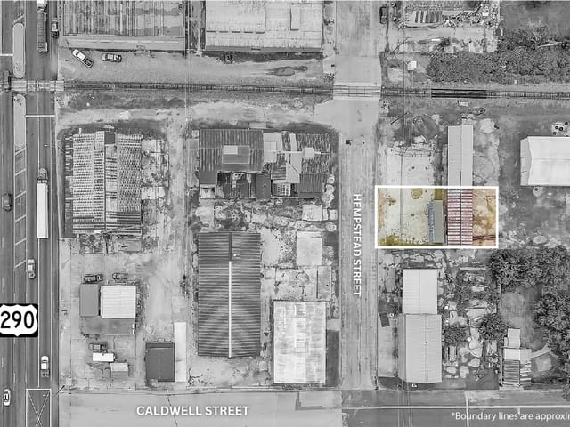 300 W Hempstead-A St