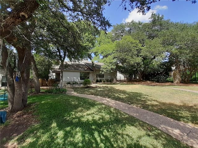 3000 Maywood CIR Unit #B
