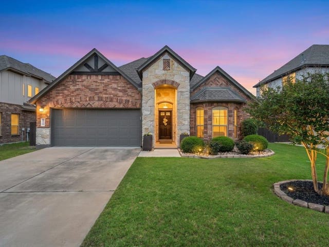 3000 Rio Verde DR