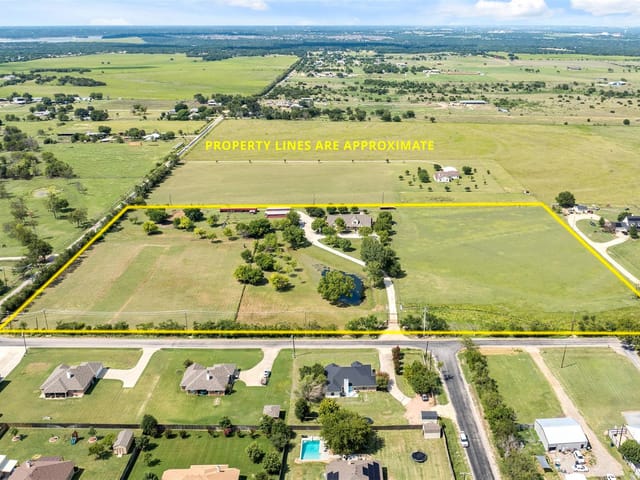 3000 W Amity Rd
