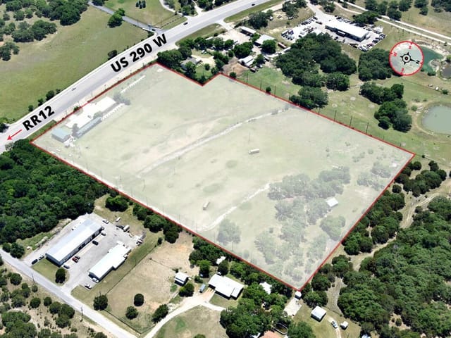 3000 W Highway 290