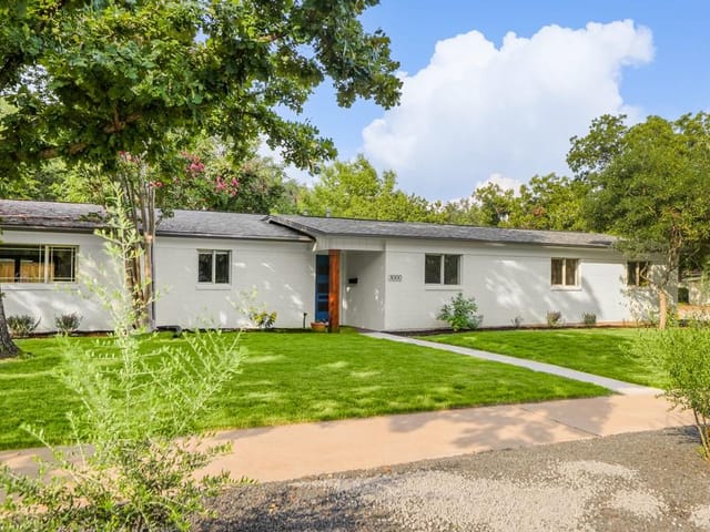 3000 White Rock Dr