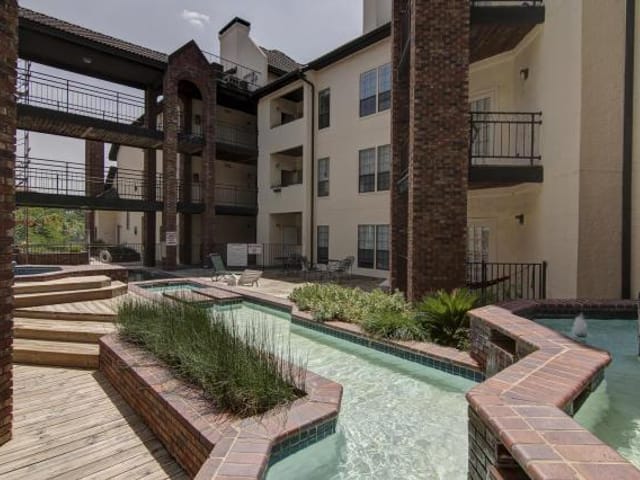 3001 Cedar St Unit #303