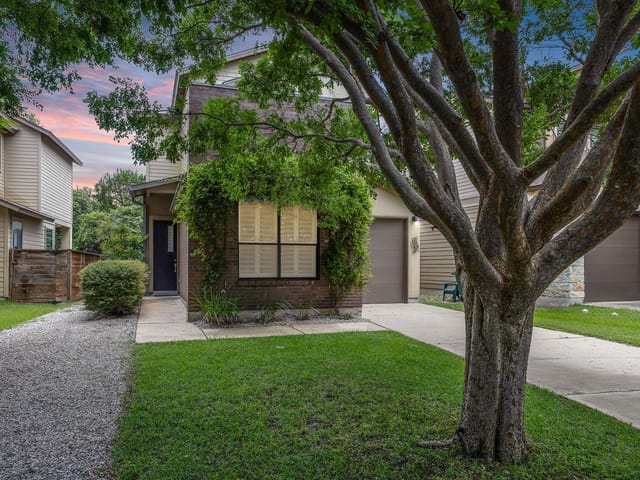 3001 Corbin LN