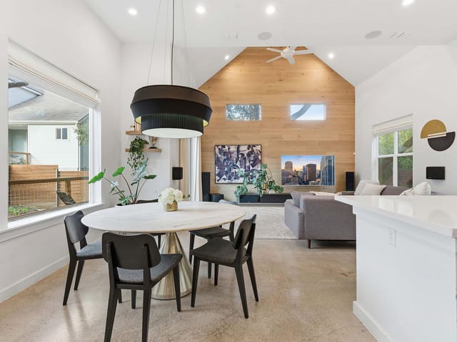 3001 Del Curto RD Unit #10