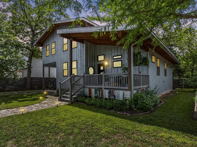 3001 Stokes Dr