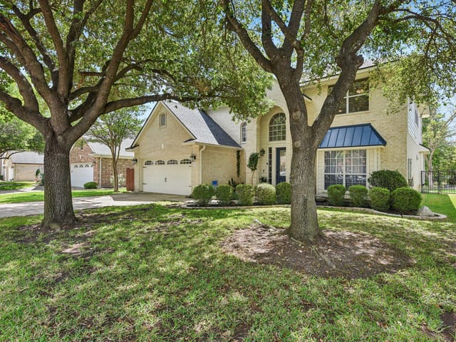 30014 Oakland Hills Dr