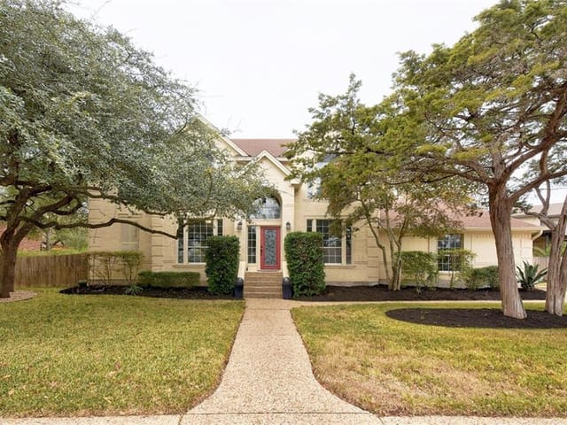 3002 Barton Point CIR