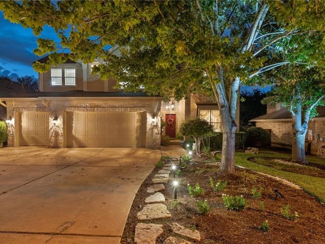 3004 Onslow Dr