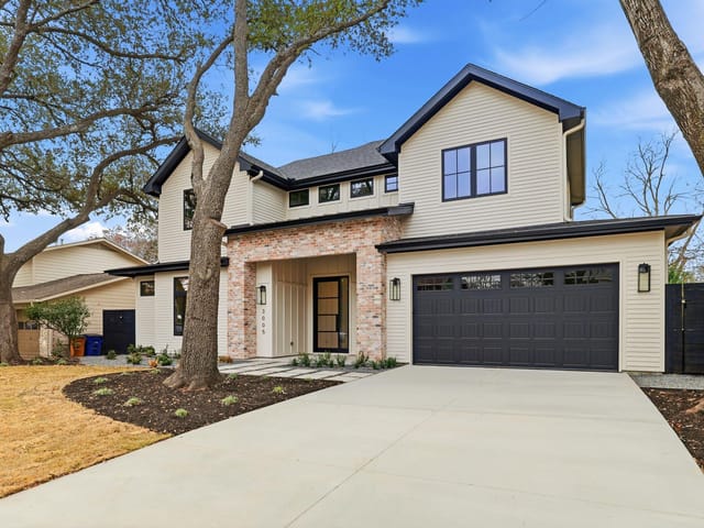 3005 Silverleaf Dr