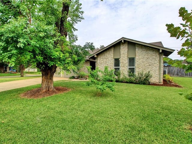 3006 Boxdale Dr
