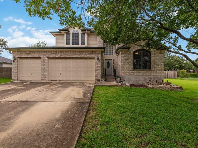 3006 Bradford Park DR