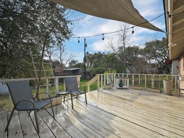 3007 Kinney Ave