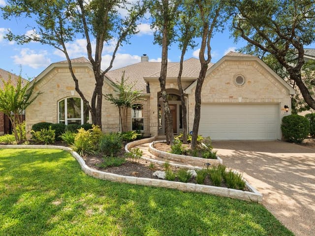 3008 Portola Ct