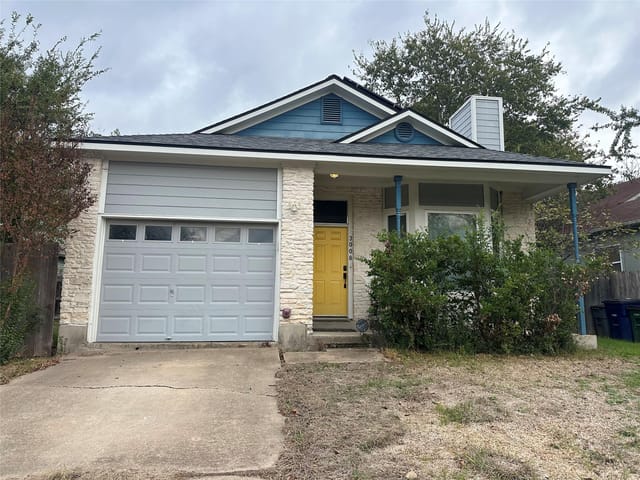 3008 Rochelle Dr