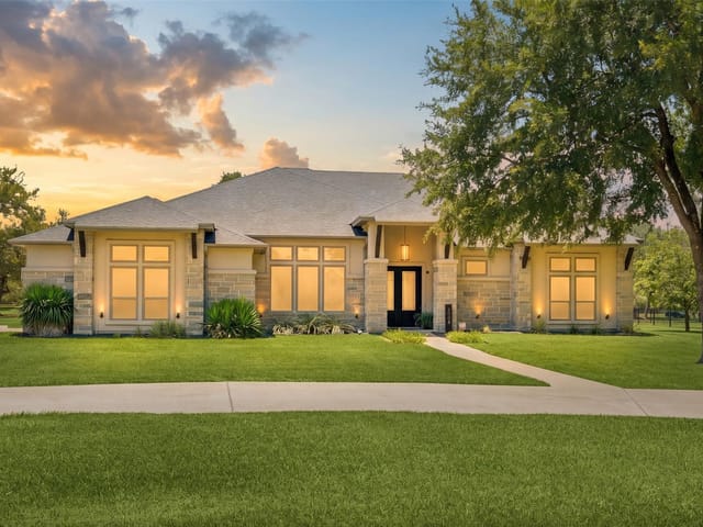 3008 Rolling Meadow DR