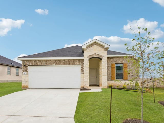 3009 Dimmit DR