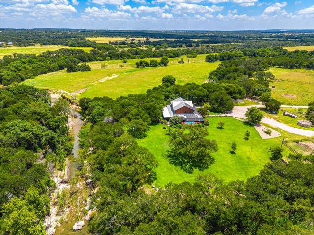 301 Blessing Ranch RD