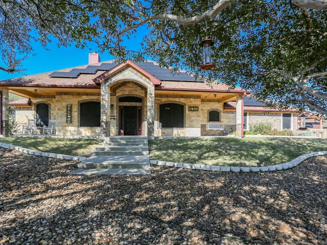 301 County Road 4772