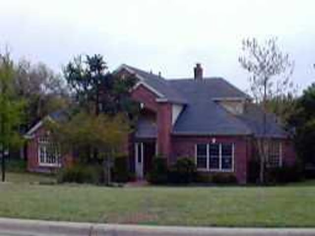 301 LAS LOMAS DR